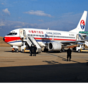 地窝堡机场物流航空快运业稳步发展的原因是什么？